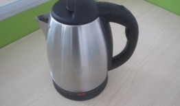 塑料水壶爆料方法视频,跟随视频学习正确爆料方法