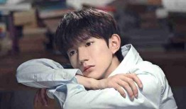 娱乐大爆料王源刘亦菲,甜蜜互动引粉丝狂欢