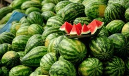 最近吃瓜的网红,揭秘近期热门事件背后的真相