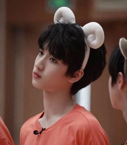 娱乐吃瓜君刘耀文,娱乐吃瓜界的风云人物